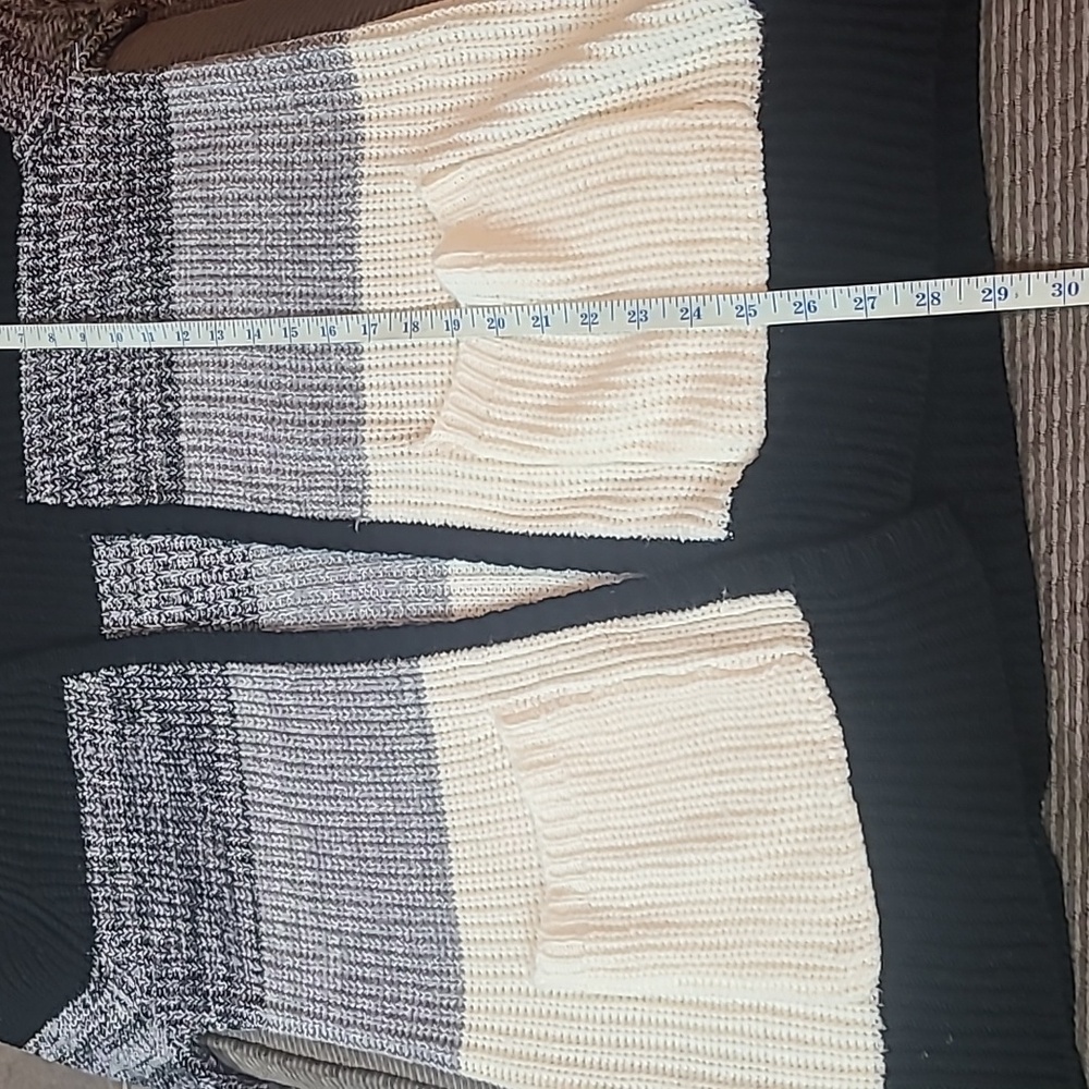 Fresh Colorblocked Cardigan - Picture 9 of 10